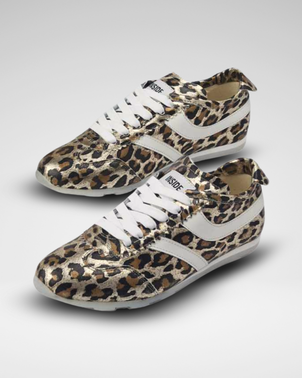 INSIDE C924C1 SNEAKERS